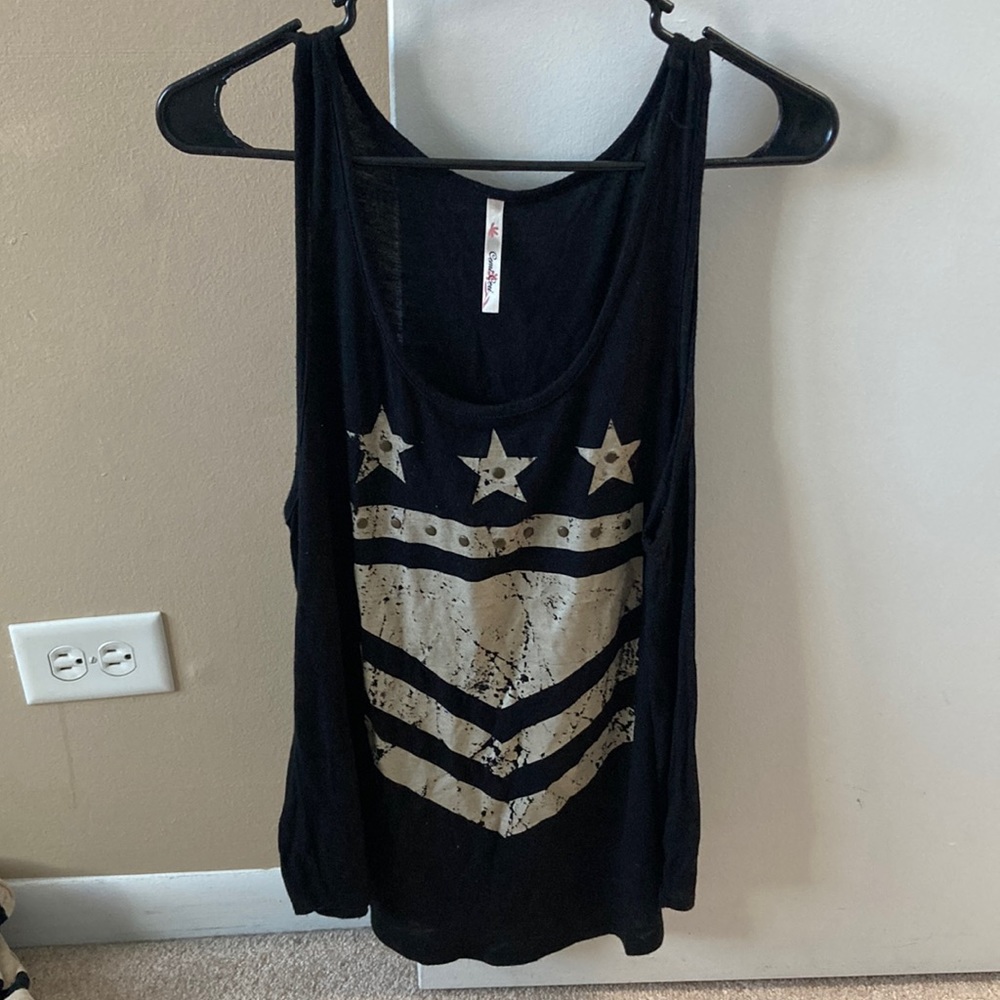 Military print tank